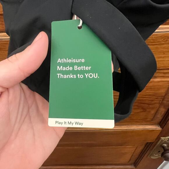 Halara sz S NWT Softlyzero Airy Square Neck Black Crisscross Cropped Tank Top - Picture 11 of 15